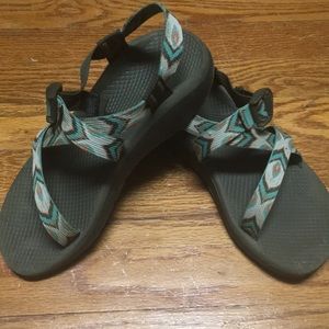 Lightly worn women's Size 9 Z1 Cloud Chacos!